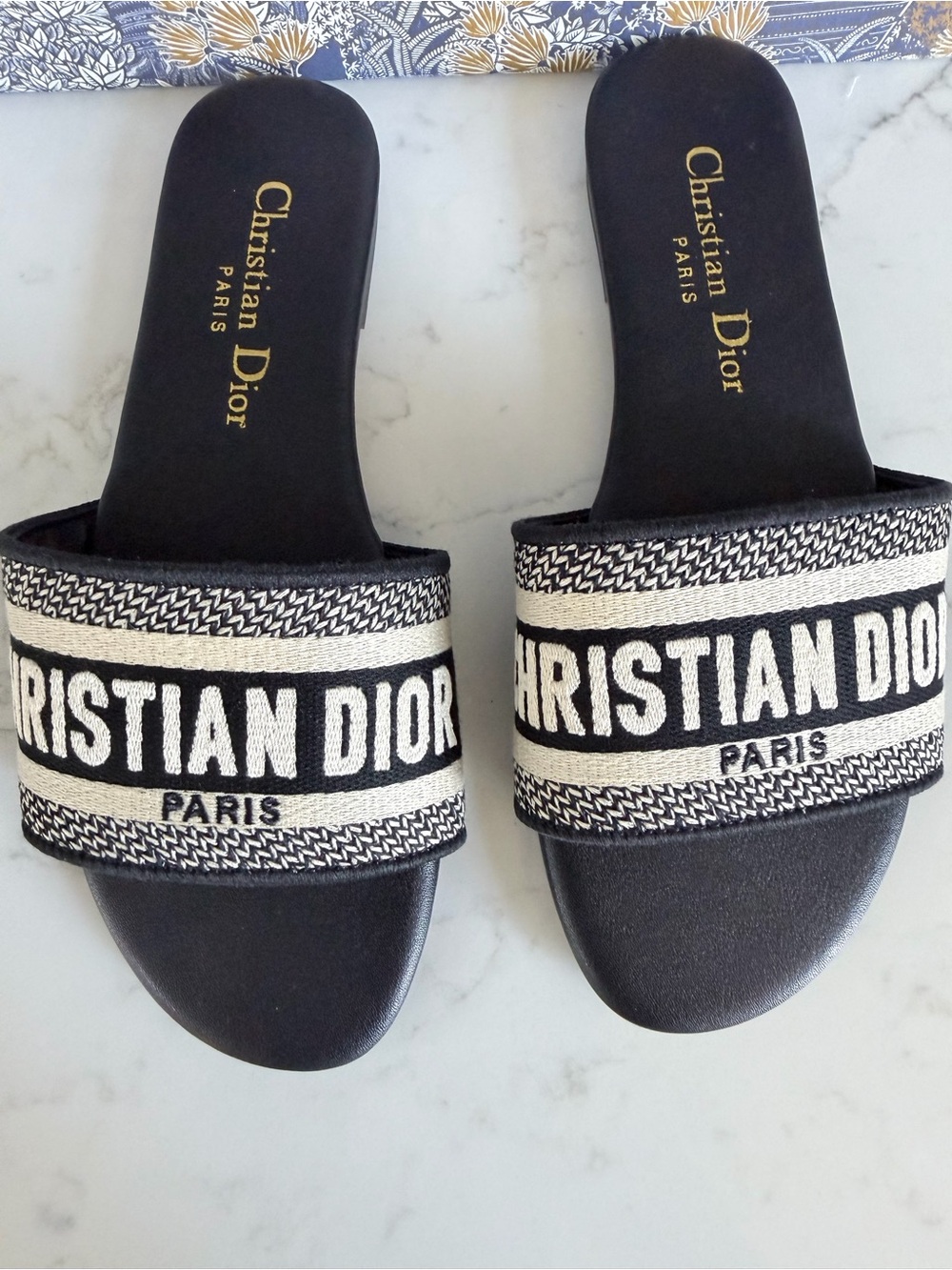 Dior Black and White Embroidered Logo Slide Sandals size 7 - Picture 3 of 9